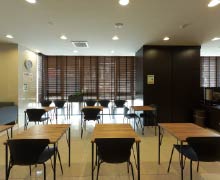ご利用時間11：00～20：00、予約制で貸切可(有料)